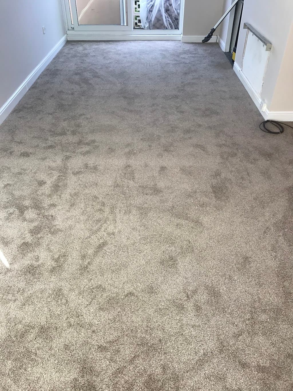 MDB Carpet & Vinyl supply & fitting service