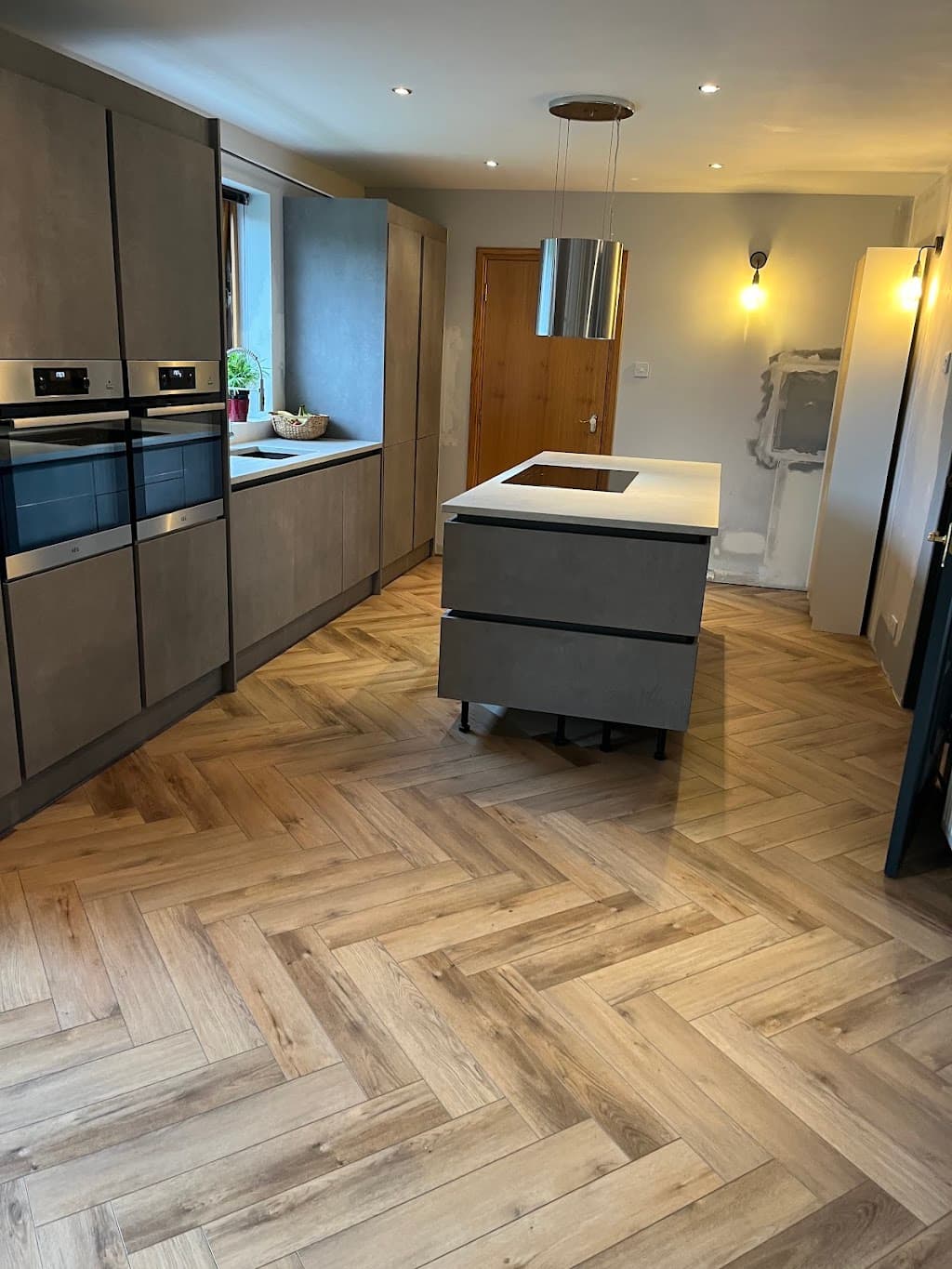 D&C Flooring Specialist