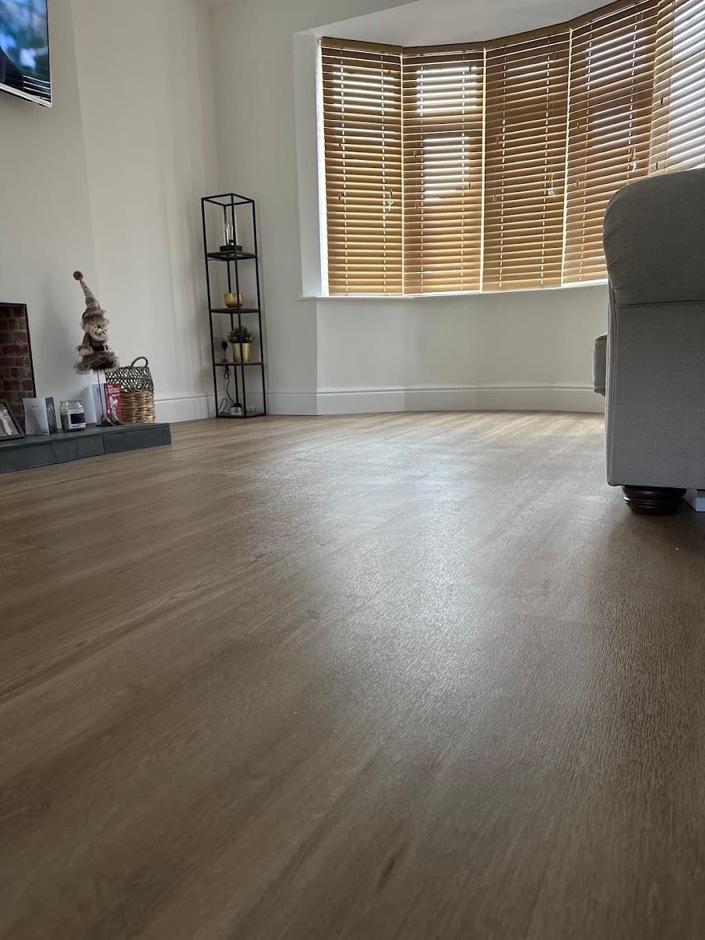 Rees Carpets & flooring Services LTD