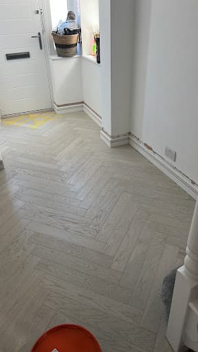 Wood floor fitter — Customer photo