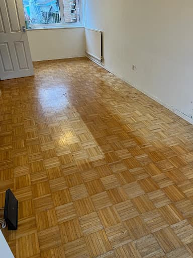 Completely Floorless — Customer photo