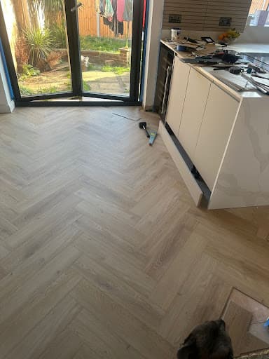 Floor Giants Hull — Customer photo