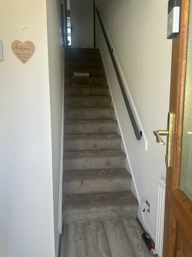 SR Carpets & Floors - Leeds Road Branch — Customer photo