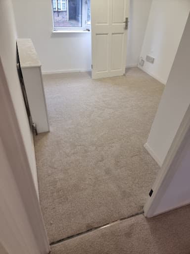 World of Carpets Online Ltd — Customer photo