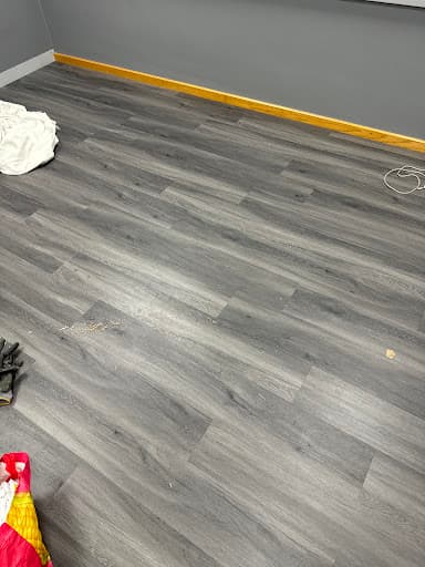 FLOORS AND FIX — Customer photo