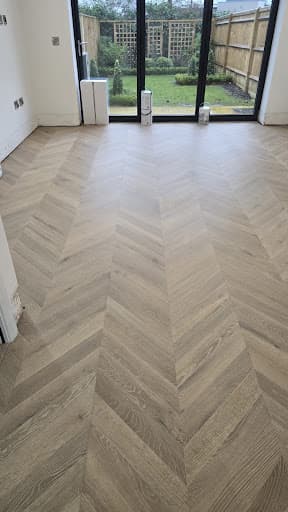 Wood floor fitter — Customer photo