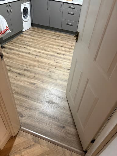 Floor Giants Hull — Customer photo
