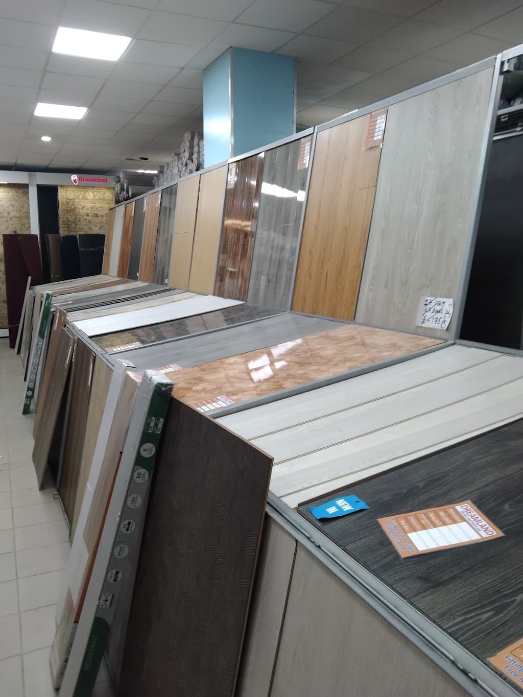 Dreamland Flooring & Furniture