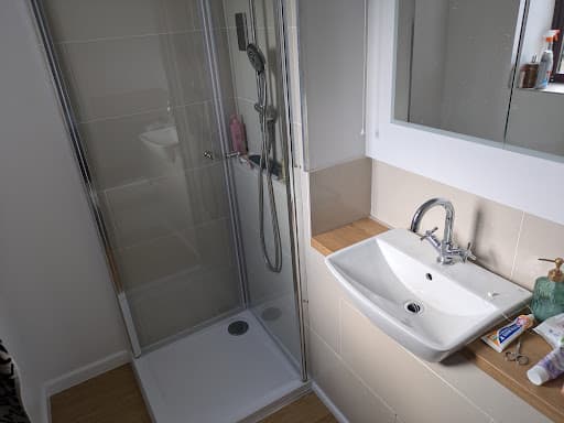 Topps Tiles Milton Keynes - Superstore — Customer photo