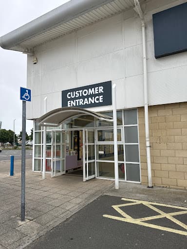 Topps Tiles Portsmouth — Customer photo