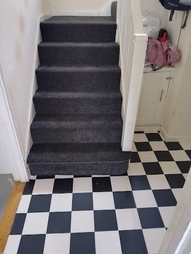 United Carpets and Beds Hull Southcoates Lane — Customer photo
